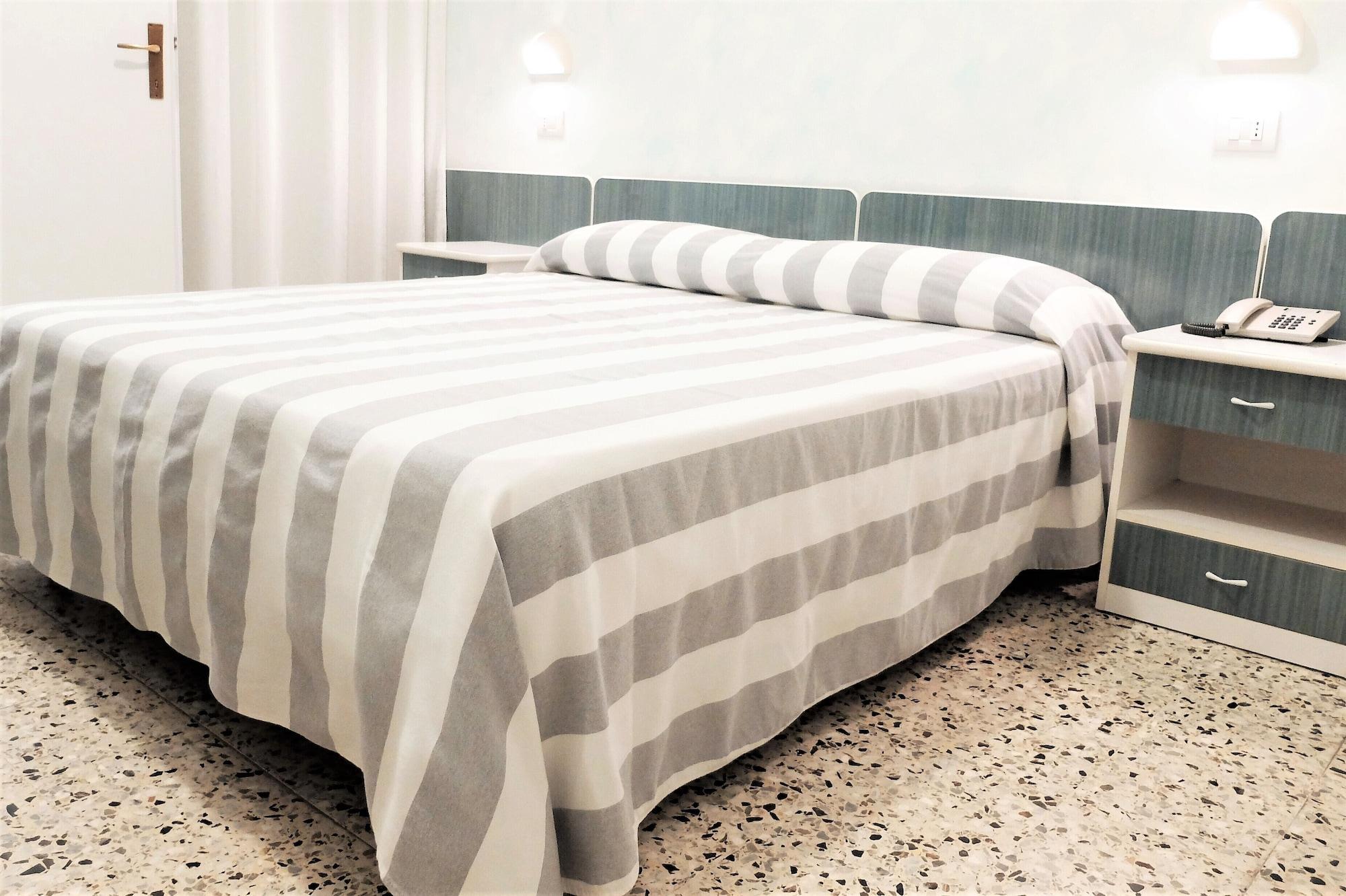 Hotel Aurea Rimini Ngoại thất bức ảnh