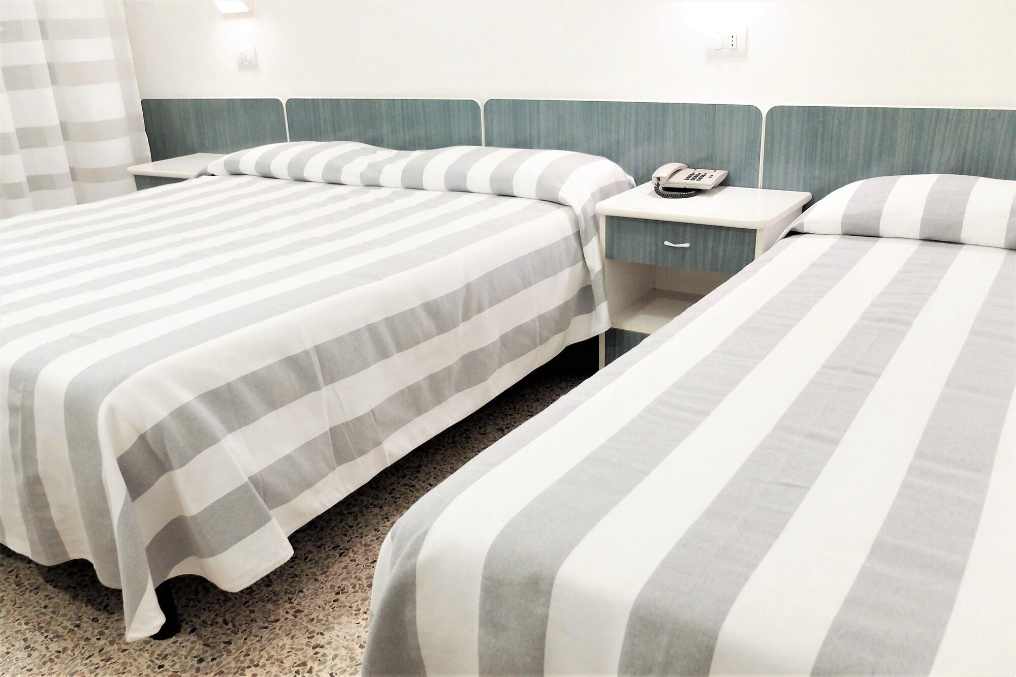 Hotel Aurea Rimini Ngoại thất bức ảnh