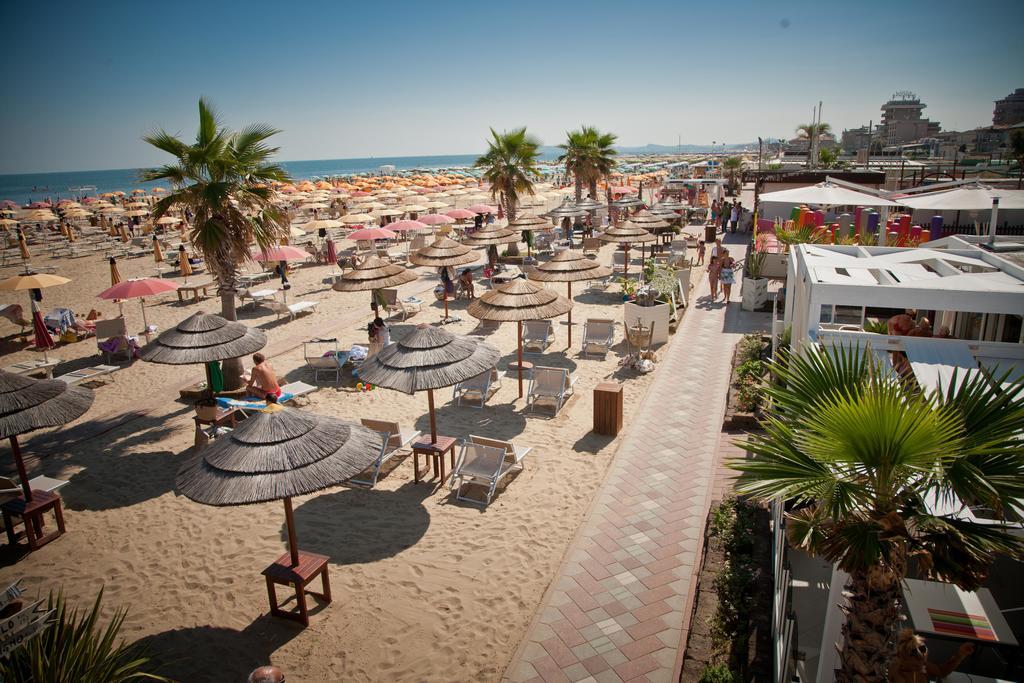 Hotel Aurea Rimini Ngoại thất bức ảnh